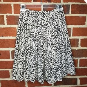 Dana Buchman 100% Silk Leopard Print Skirt 4